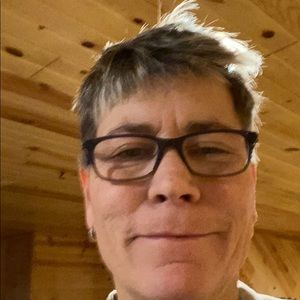 Meet your Posher, Steph